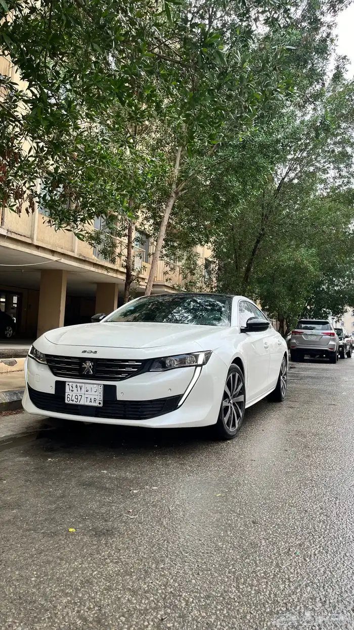 بيجو 805 3