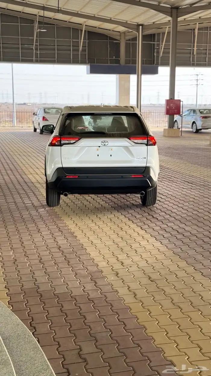 تويوتا راف فور دبل موديل 2025 8