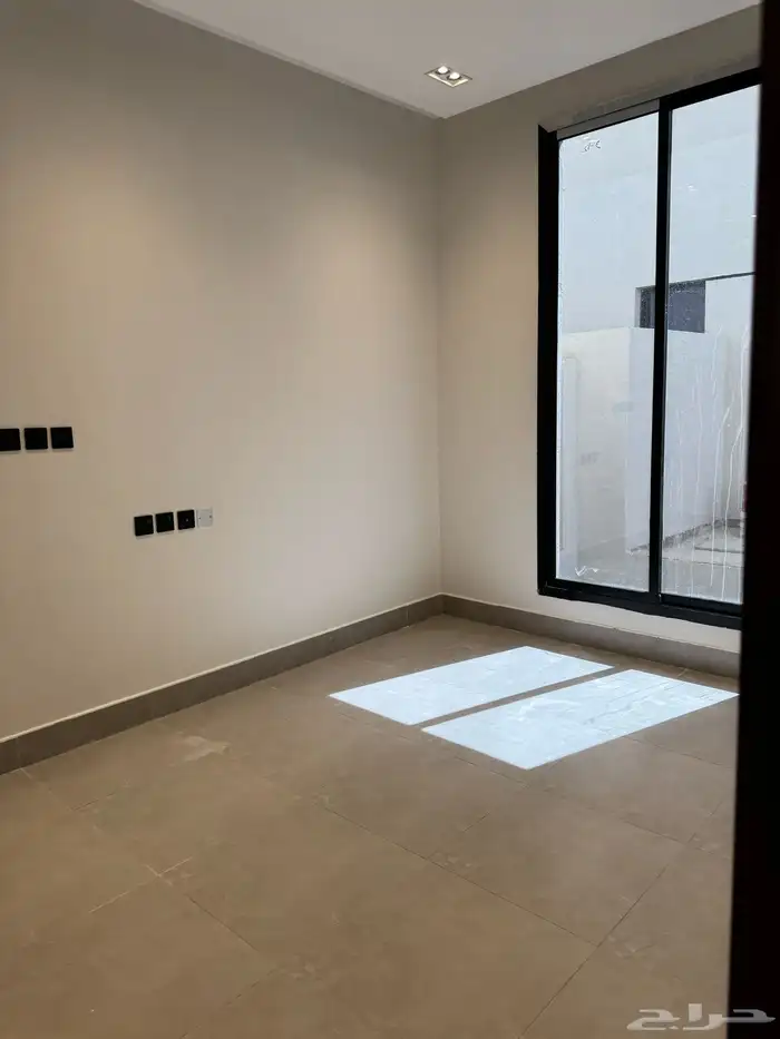 فيلا للبيع مخطط المرجان مع شقة في الرياض 4