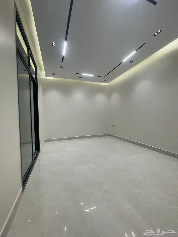 للبيع فله في مخطط غصون مليون 250 4