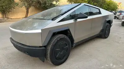 للبيع تسلا سايبر ترك 2024 فالرياض 1