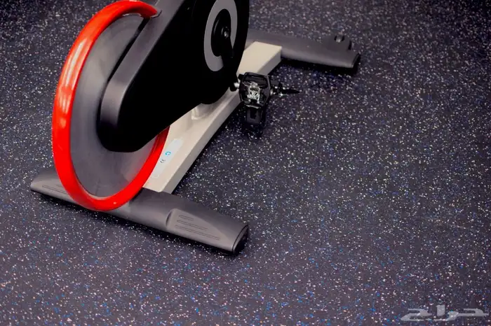 متخصصون في تنفيد وتوريد الأرضيات الرياضية 1