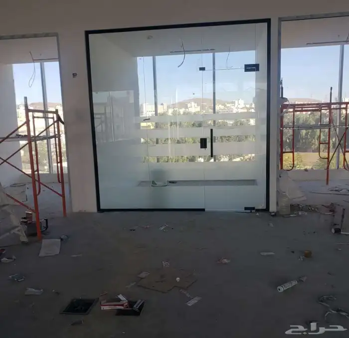 زجاج و قزاز سكريت و استركشر و المنيوم 8