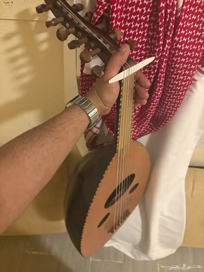 عود صوت جميل لا يشكو من شي جديد وقسم 1