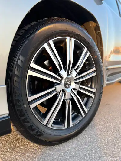 لكزس LX570s فل كامل 2018 DD مالك اول سعودي وكالة 12