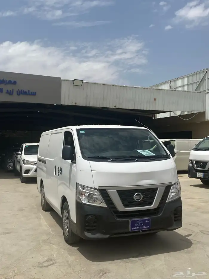 باص نيسان بضاعة 2021 ديزل 1