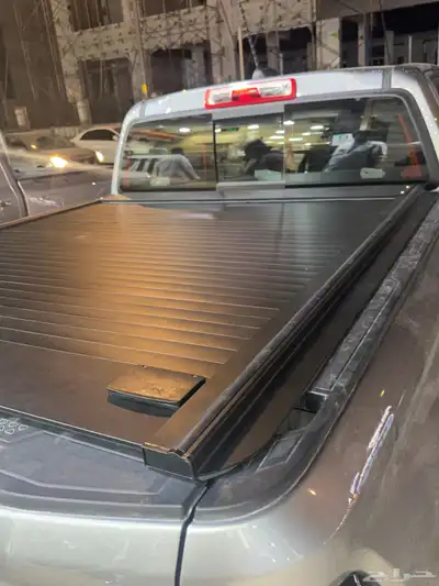 غطاء حوض قابل للسحب بقفلين 1