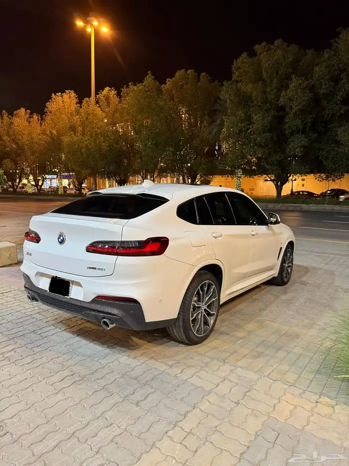 بي إم دبليو إكس فور 0