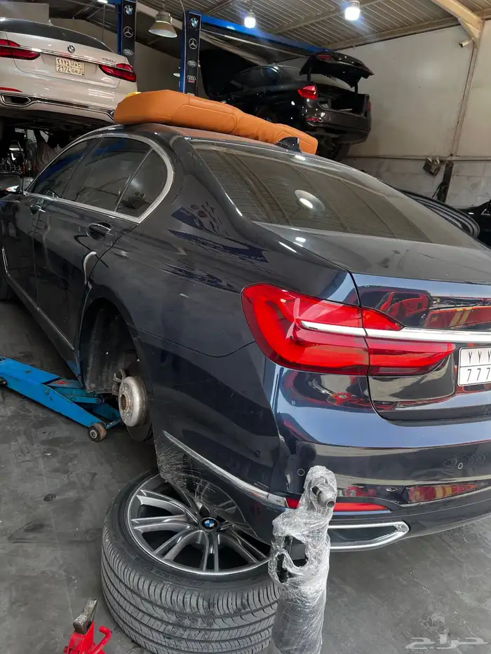 مساعدات. بي ام 730i 2020 2018 2017 مساعد بي ام 730i 740i 2