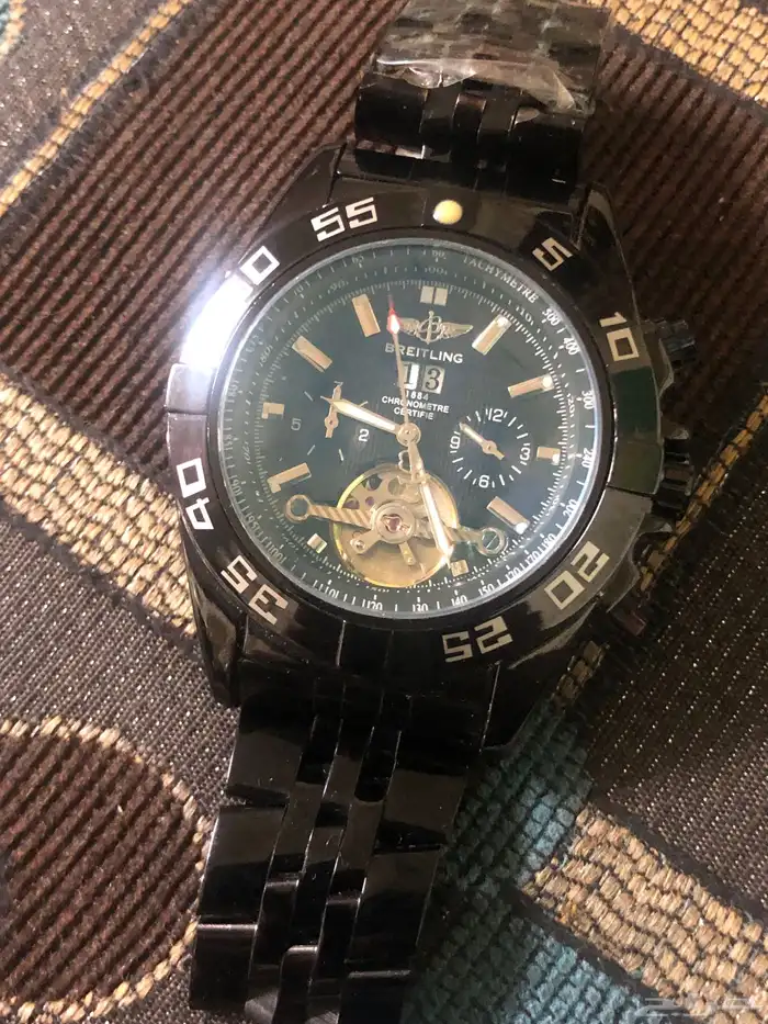 الساعة ما شاء الله جديدة مش مستخدمة سويسرية  جتني هدية 0