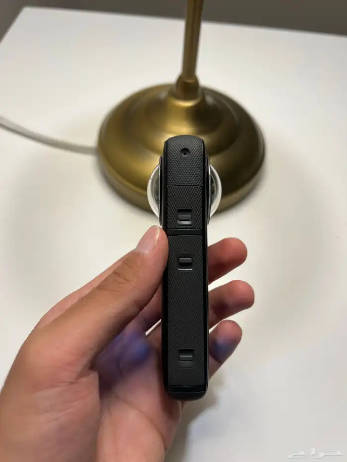 كاميرا insta360 x2 نظيفه مثل الجديد 3