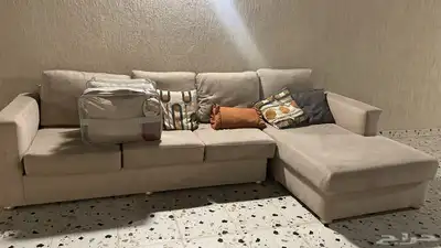 طاولات جديدة ونظيفه 1