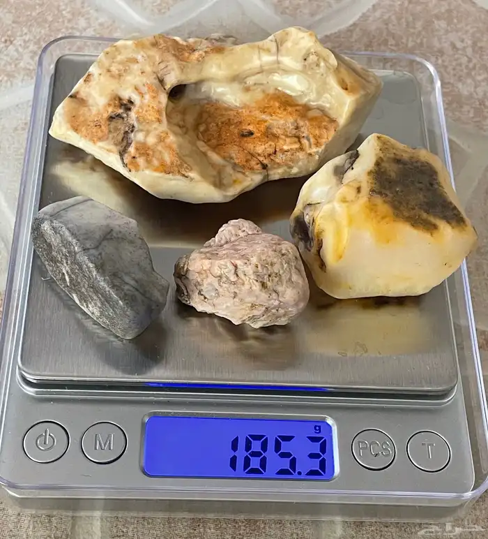 أحجار كريمة خام 3