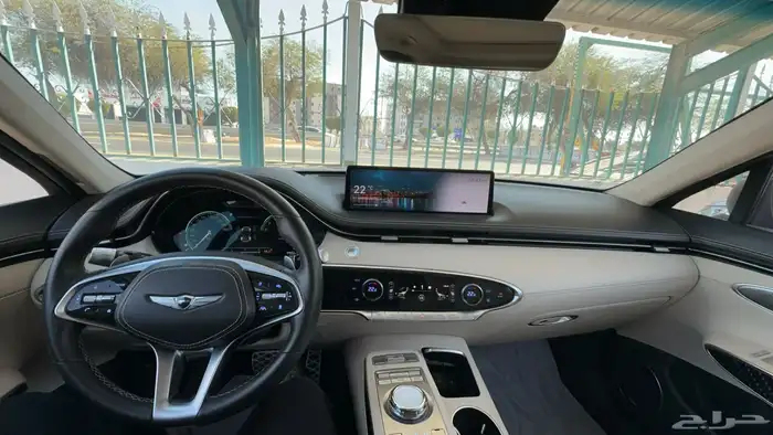 جينيسس GV70 9