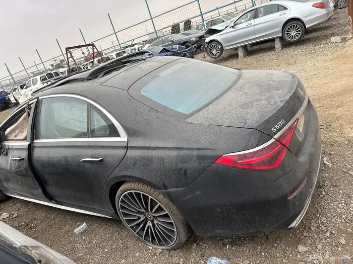 قطع غيار مرسيدس اس 500 1