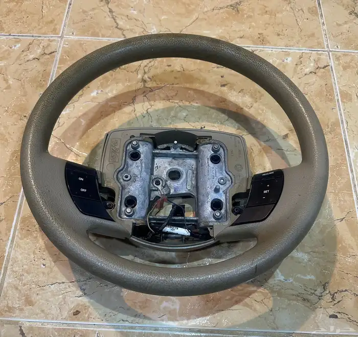 طارة فورد نظيفه 0