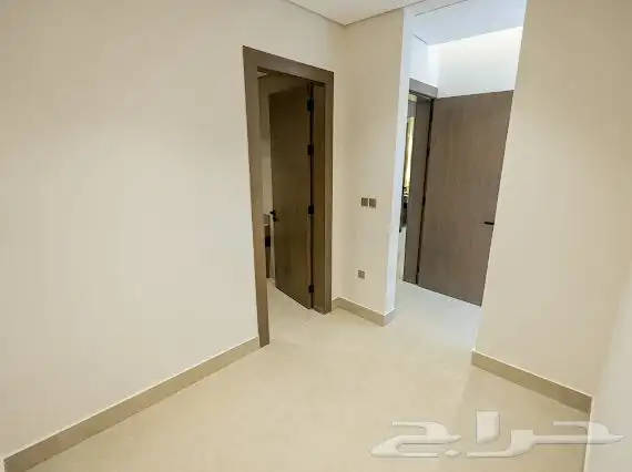 فيلا للبيع بحي الرمال 34