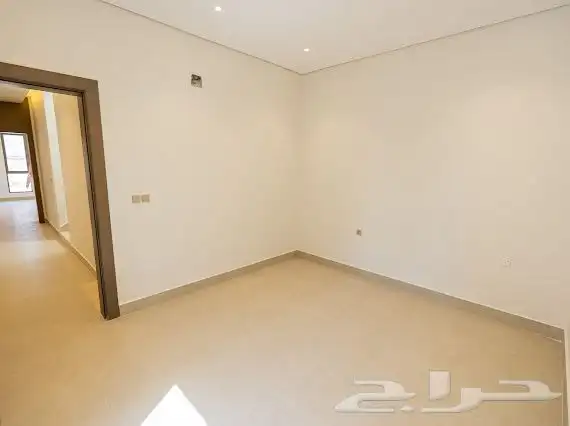فيلا للبيع بحي الرمال 26