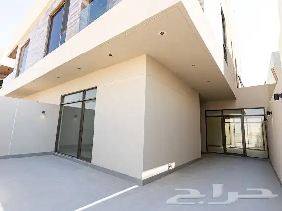 فيلا للبيع بحي الرمال 4