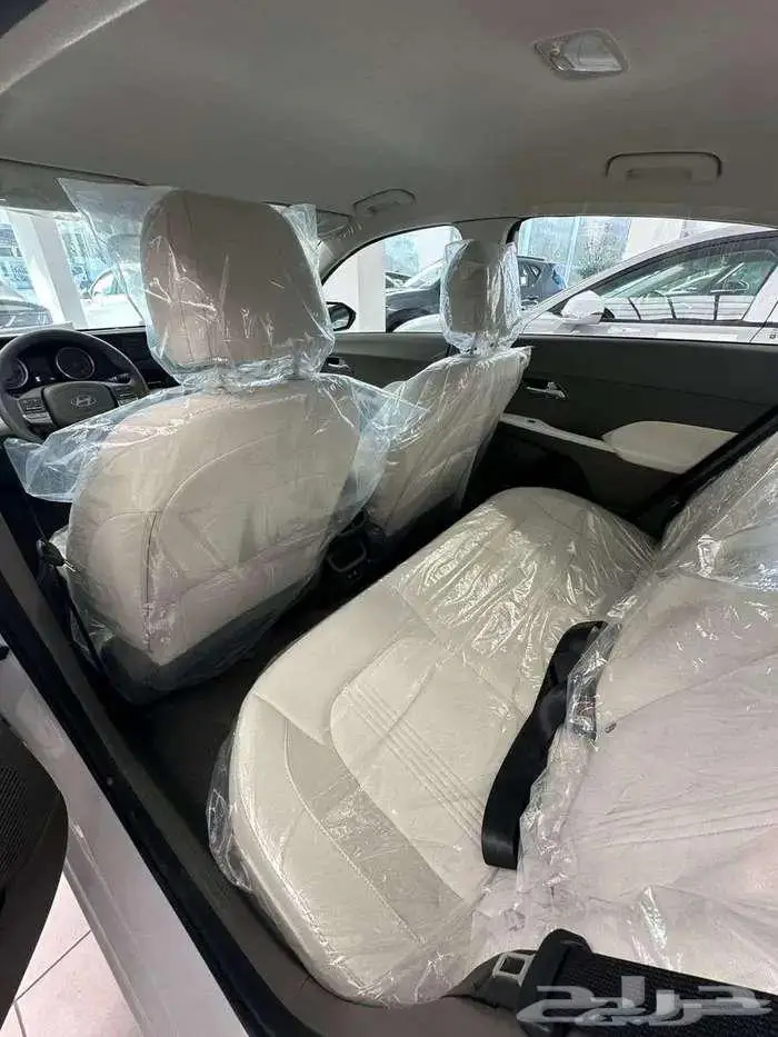 هيونداي اكسنت 2025 10