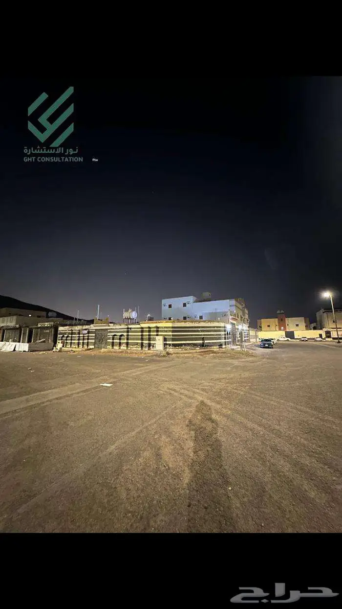 استراحة سكنيه للبيع على واجهتين العزيزية ت 8 4