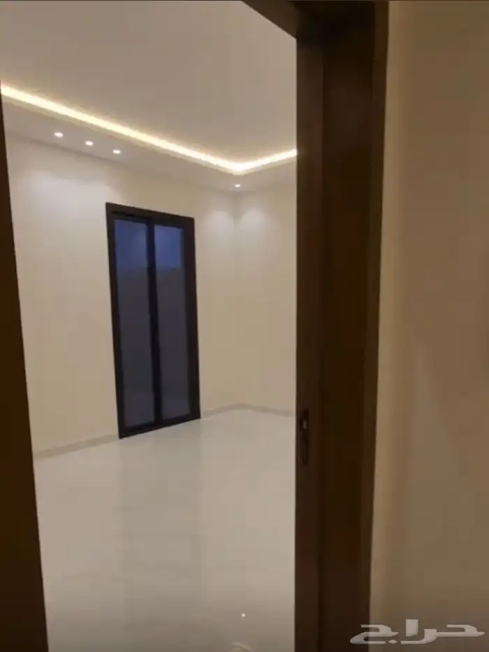 للإيجار دور في الرمال 11