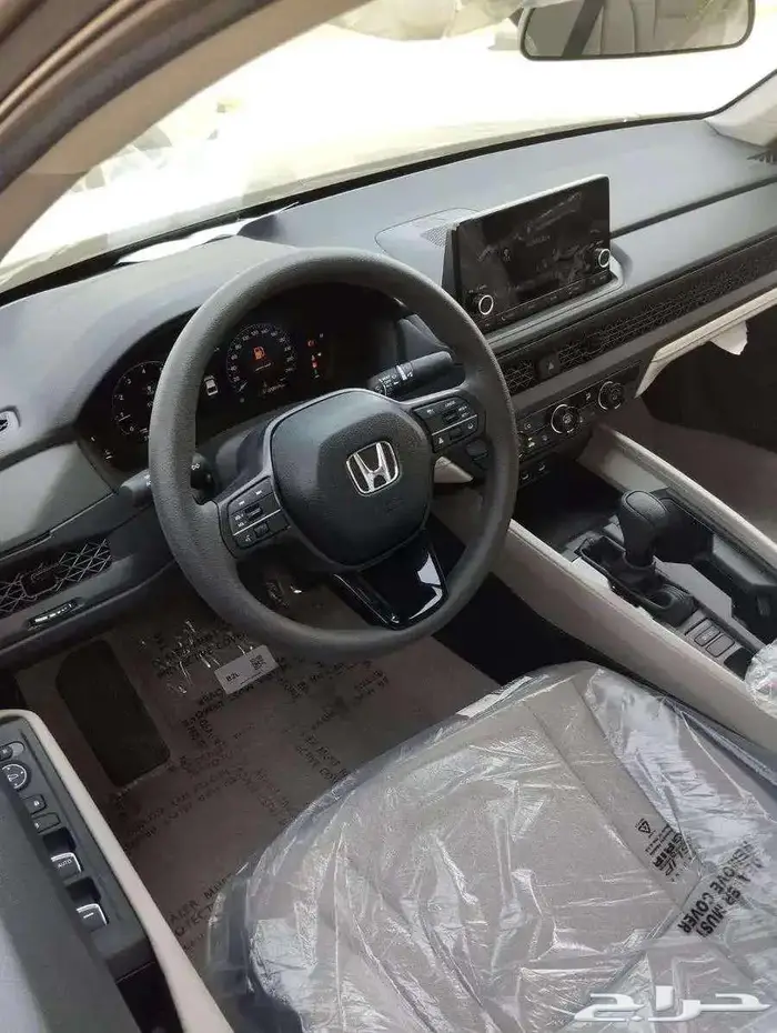 هوندا اكورد LX استندر 2025 سعودى 16