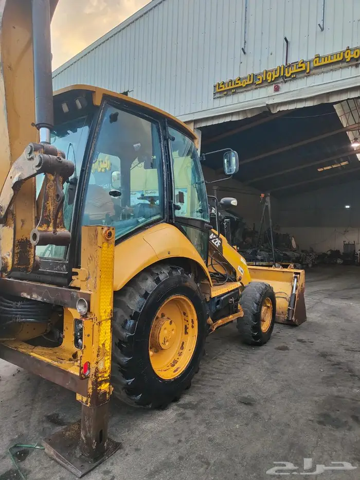 عرجا كتربلر دبل 422F backhoe loader 2013 2