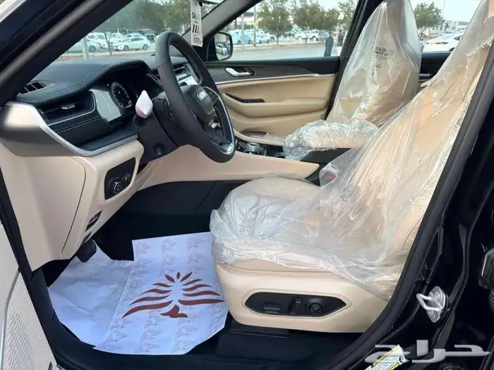 جيب جراند شروكي ليمتد 2024كاش وتقسيط 14