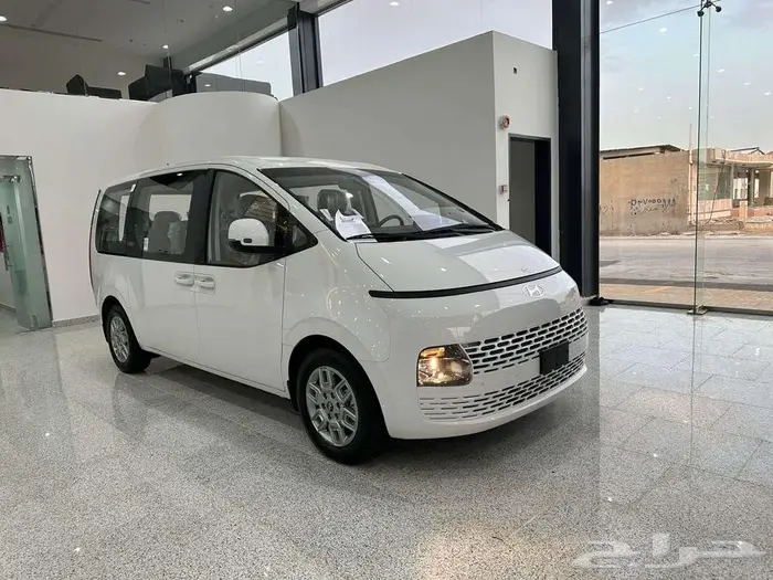 هيونداي ستاريا 2025 ديزل 9 راكب ضمان الوعلان 127650 ريال 0