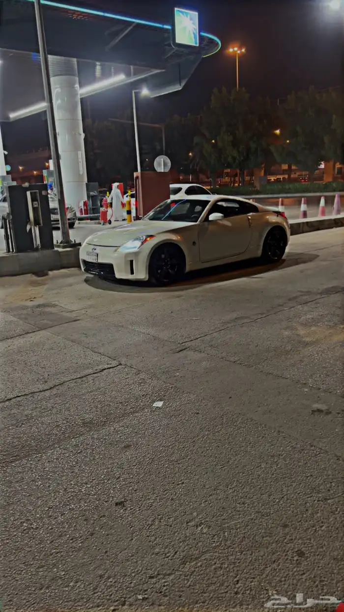 نيسان زد 2004 1
