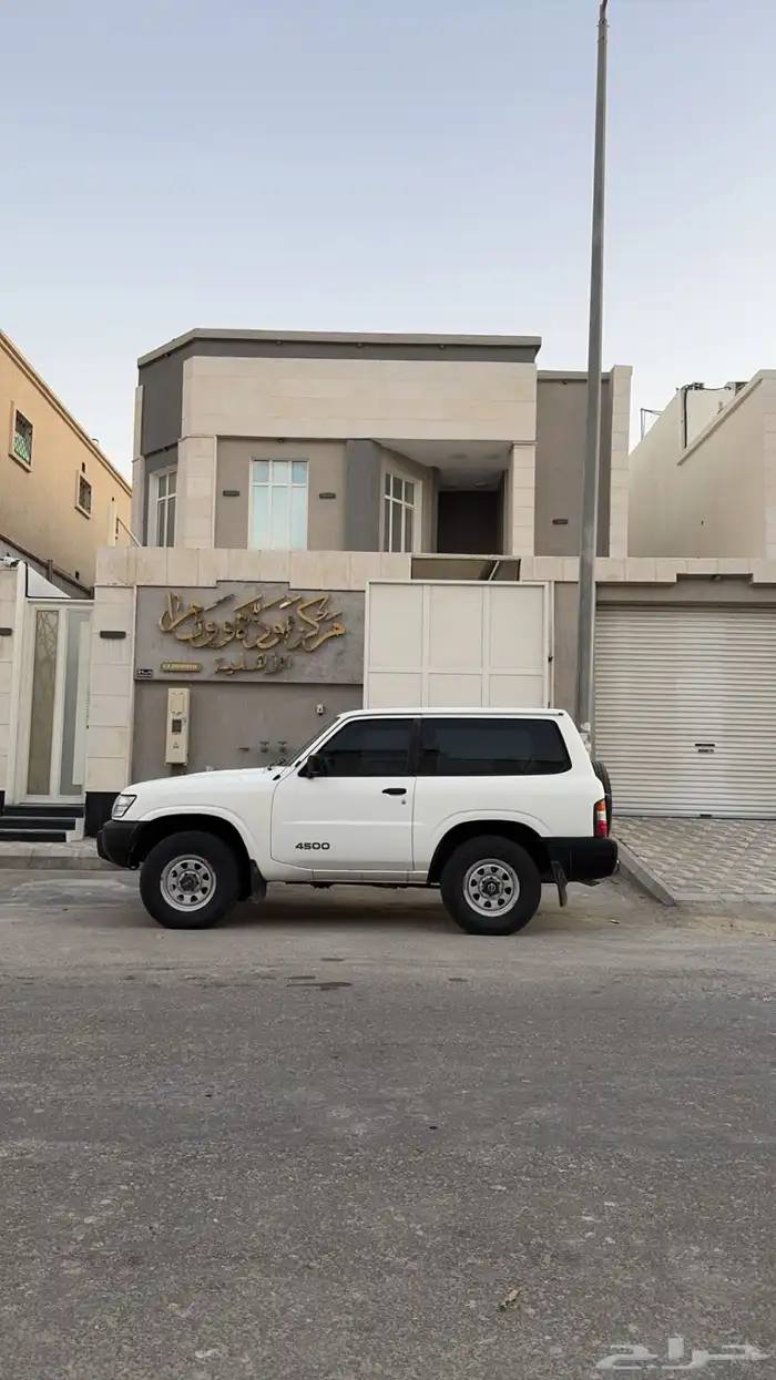 نيسان باترول باب واحد 2000 مبيعات حكومية 2