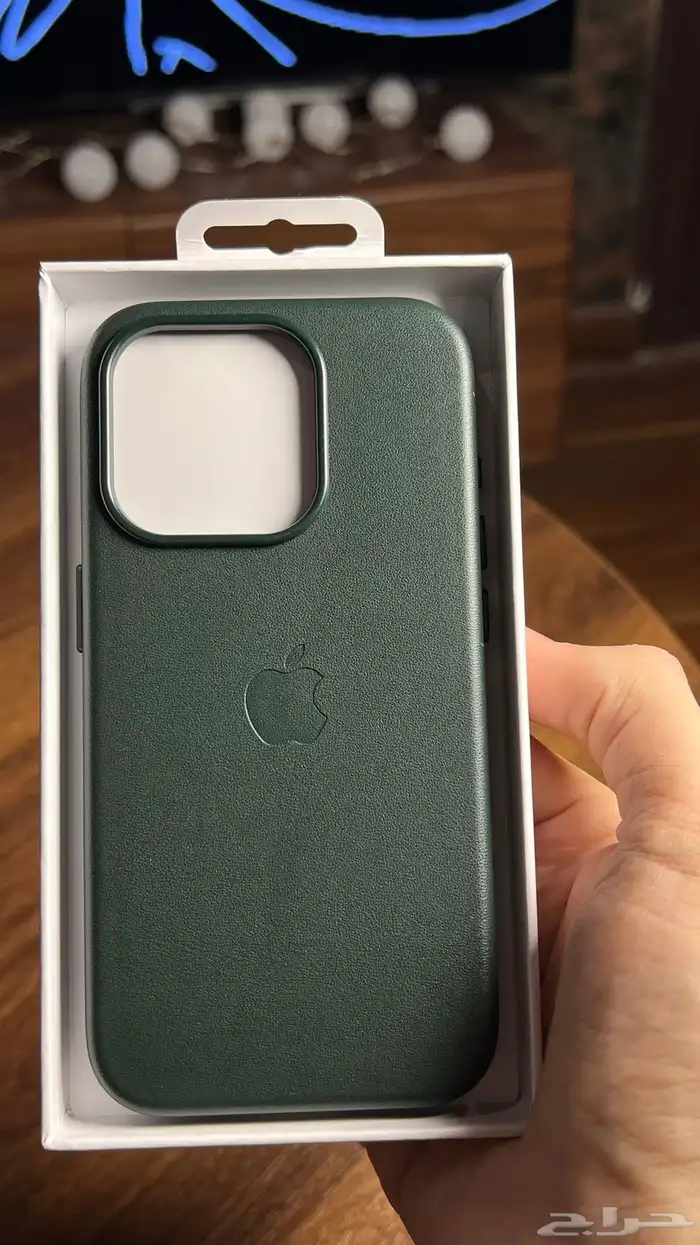 كفرات ايفون 15 جلد طبق الأصل بشعار ابل Apple مع الماق سيف 6