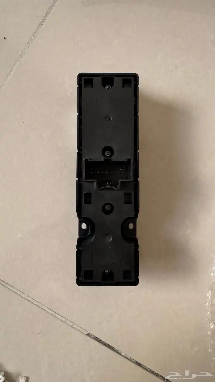 سويتش نوافد فورد جديد بالكرتون 1