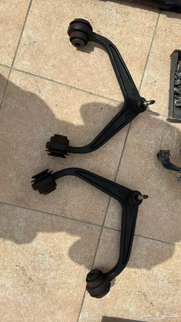جمس سلفرادو قطع للبيع 3