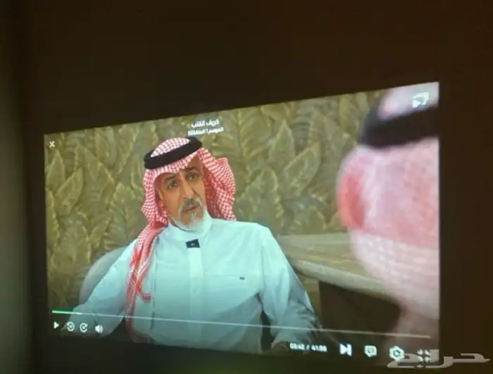 بروجيكتر محمول صغير بديل الشاشه 8