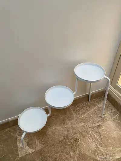 طاولة ايكيا 0