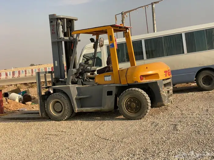 فوركلفت رافعة شوكية رافعات للايجار الشهري واليومي مشوار 10