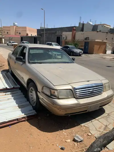 السلام عليكم ورحمة الله اعرض لكم فورد فكتوريا موديل 2000 1