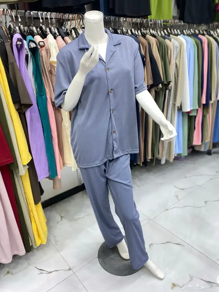 ملابس نسائية ب  الجمله 5