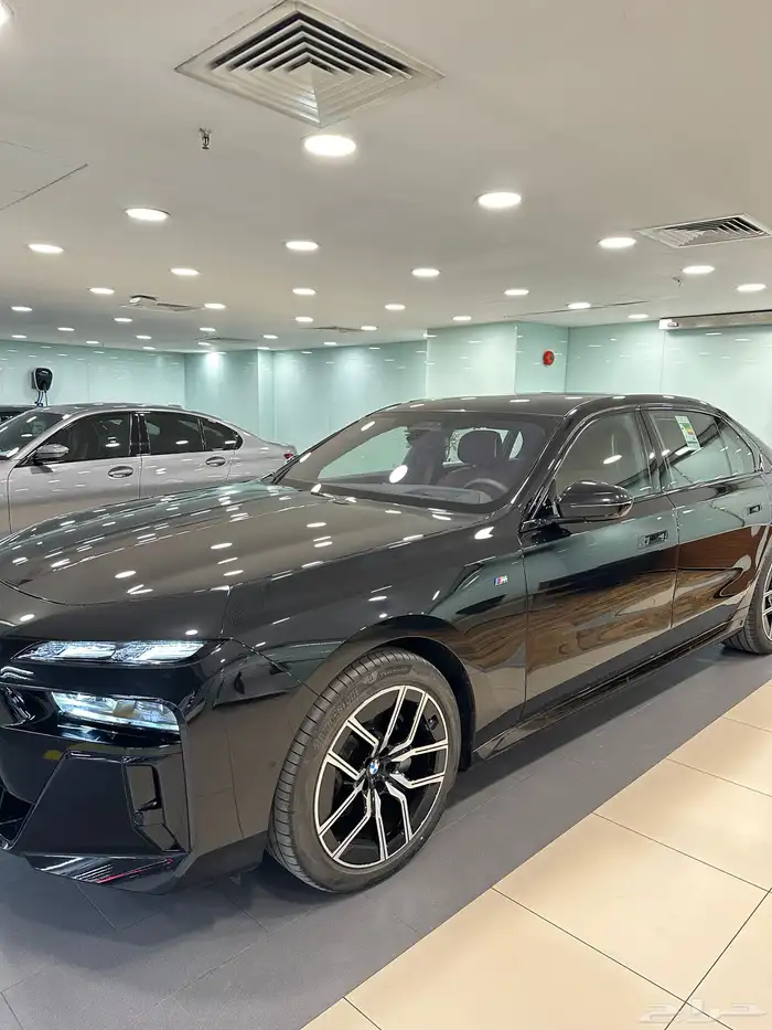 تم البيع BMW 735i 2025 0