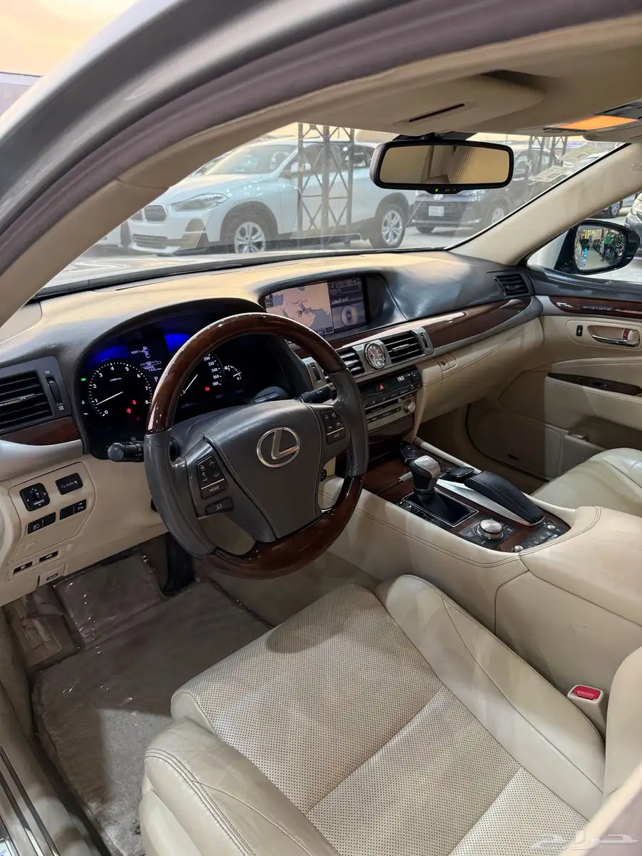لكزز LS460 موديل 2013 1