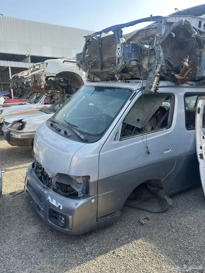 تشليح باصات ميستوبيشي روزا   باصات نيسان 1