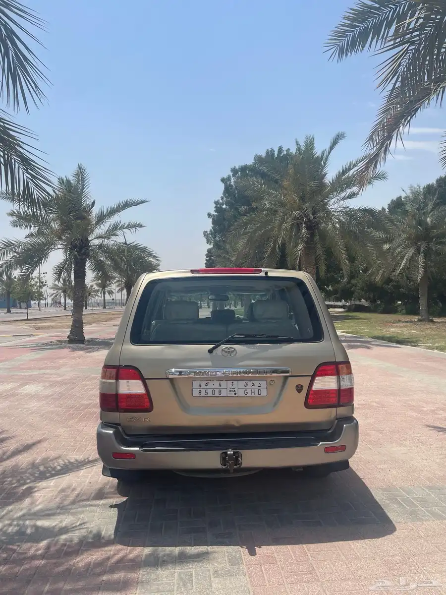 لاندكروزر 2004 2