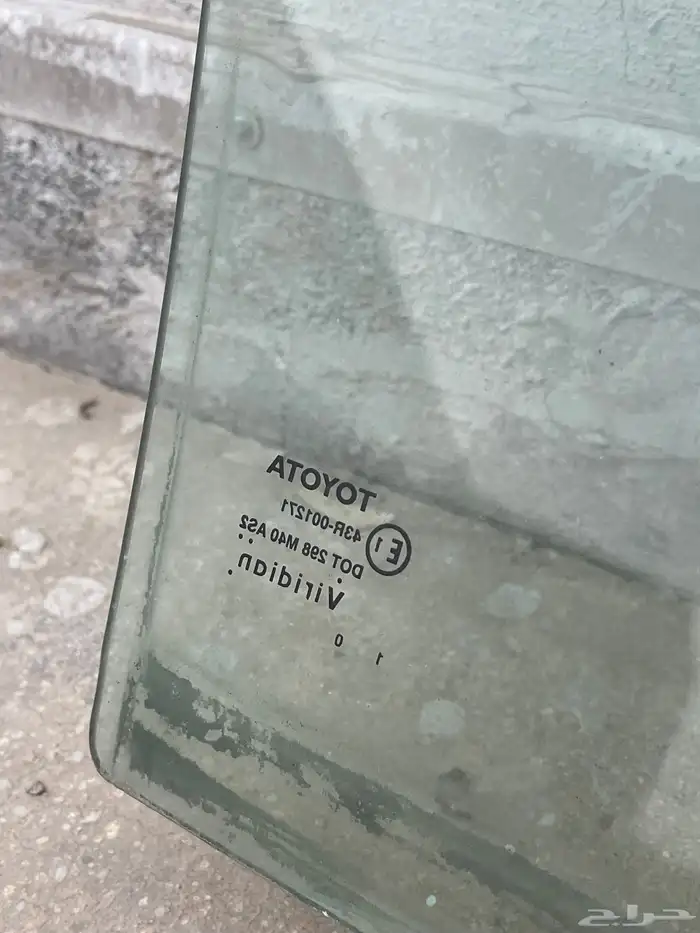 قزاز كامري جهت السايق والباب الي وراه وكاله 1