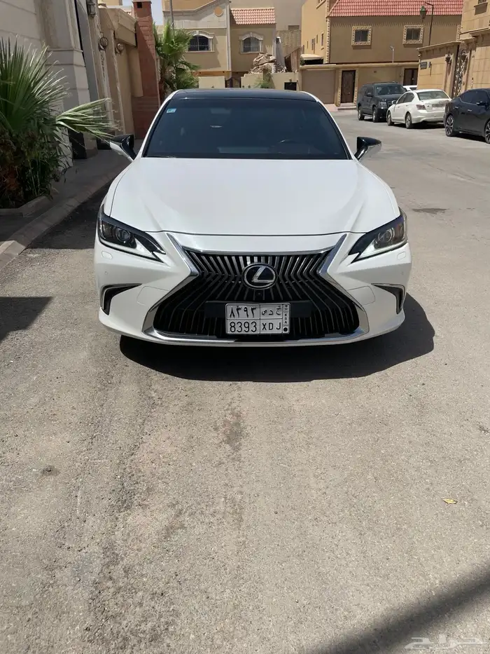 لكزس مديل 2020 CC مالك اول ES 350 تم البيع 0