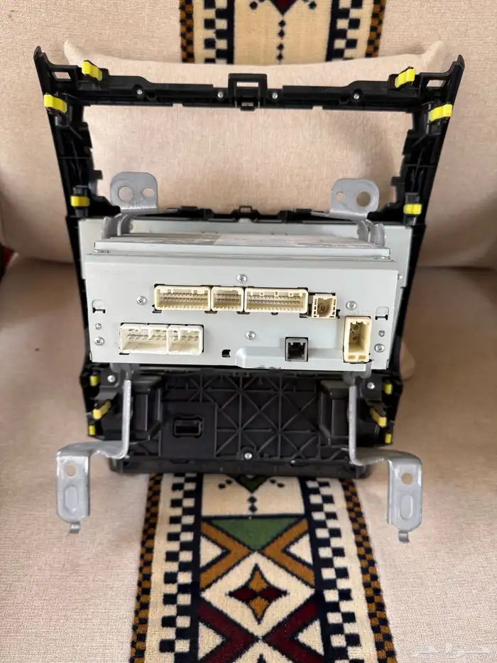 شاشة كامري مع الديكور موديل 15   16 .17 1