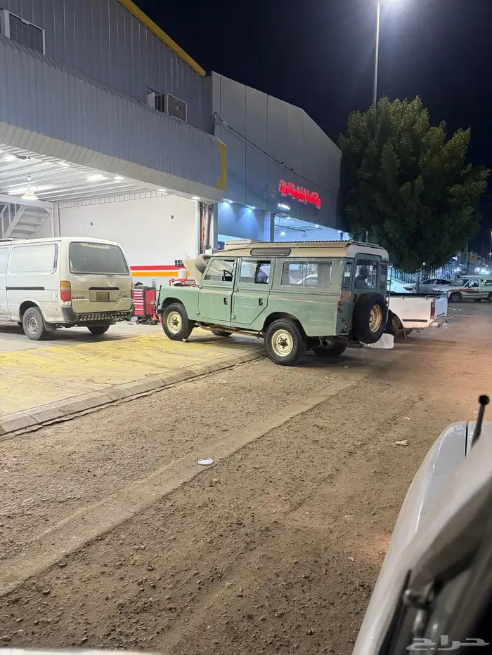 لاندروفر 1977 1