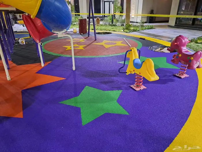 متخصصون في تنفيد وتوريد الأرضيات الرياضية 12