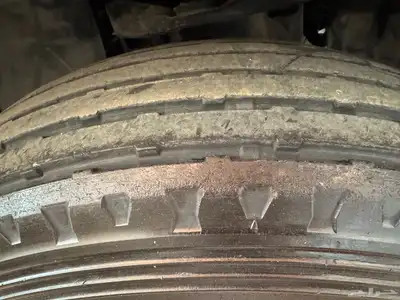 للبيع كفرات بالون 900 جنط 17 شركة مالون 8